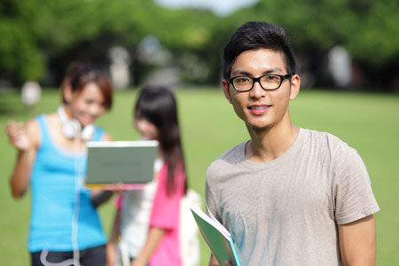 universite-etranger-assurance