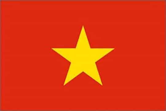 assurance vietnam drapeau